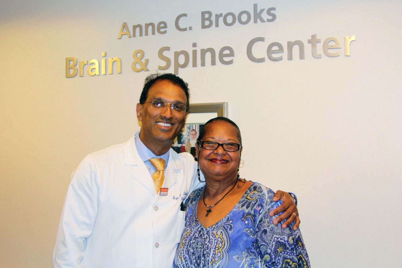 Cancerwise博客照片:Luvenia Sujit您正在贝瑞(右),医学博士