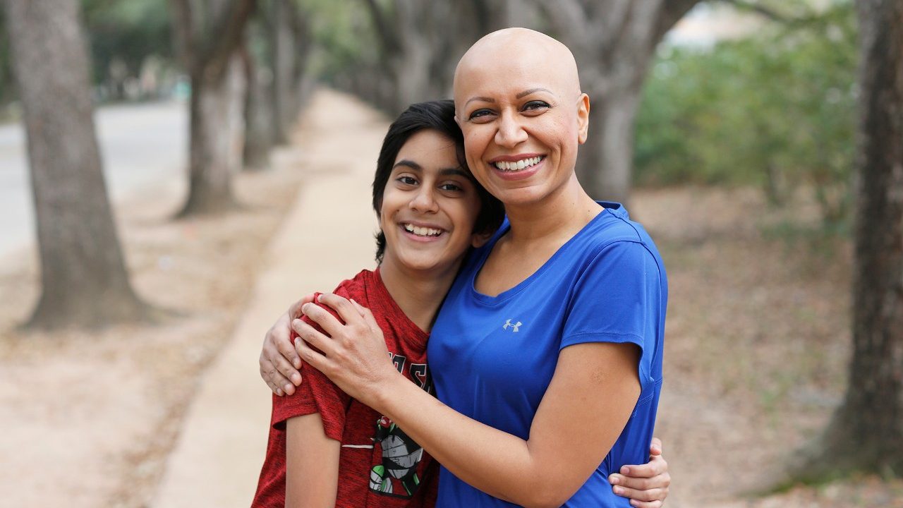 癌症幸存者启发癌症预防中心雇员接受 alopecia副作用