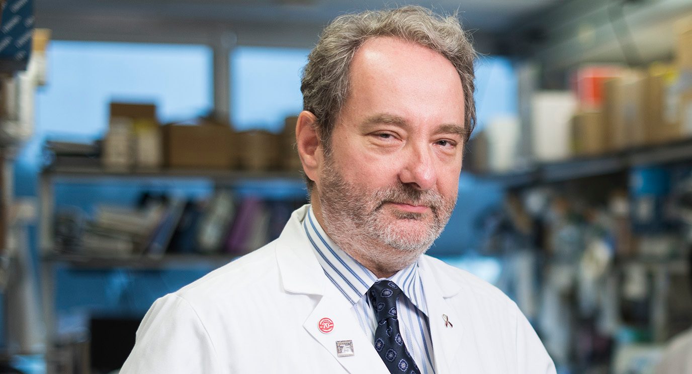Robert Orlowski，M.D.，Ph.D.，致力于为高风险多发性骨髓瘤的患者寻找新的，更持久的选择，包括各种免疫治疗选择。